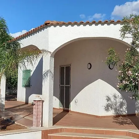 Nina Holiday home Torre Lapillo